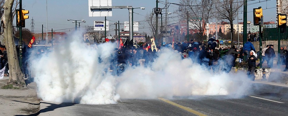 Nevruz: Heftige Krawalle in Istanbul und Diyarbakır
