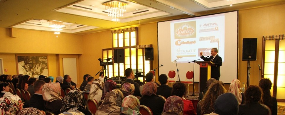 Friedliches Miteinander von Sunniten und Aleviten in Berlin