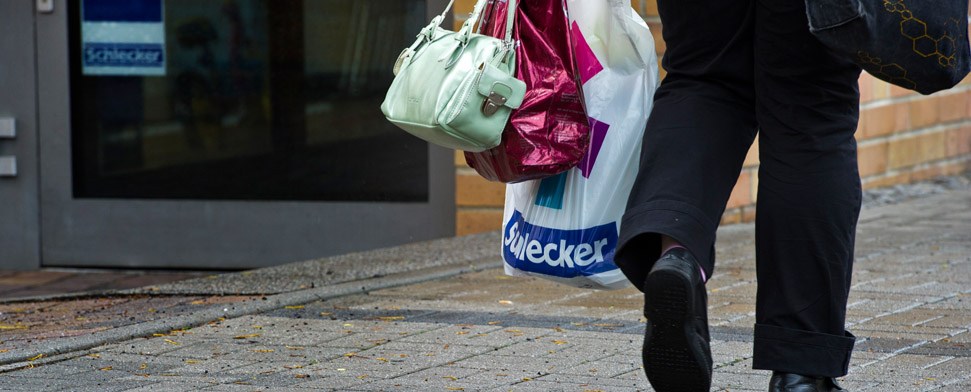 Proteste bei Schlecker-Gläubigerversammlung