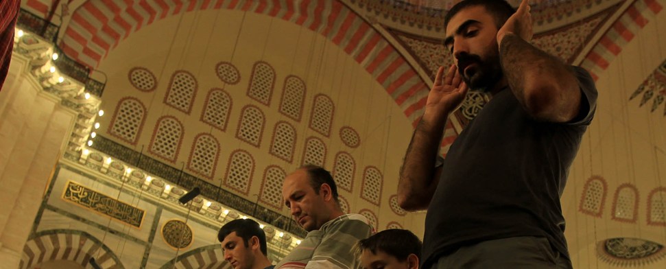 Festtagsgebet im Athener Olympiastadion