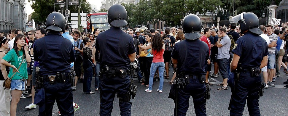 Schocktherapie verwandelt Spanien allmählich in ein Pulverfass
