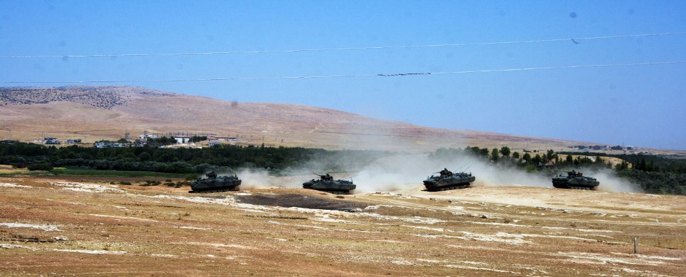 Syrische Granaten töten fünf Menschen – Türkei reagiert mit Artilleriebeschuss