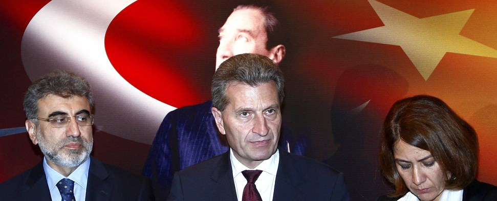 EU-Kommissar Oettinger: Sollten Türkei weitere Milliardenhilfe zahlen