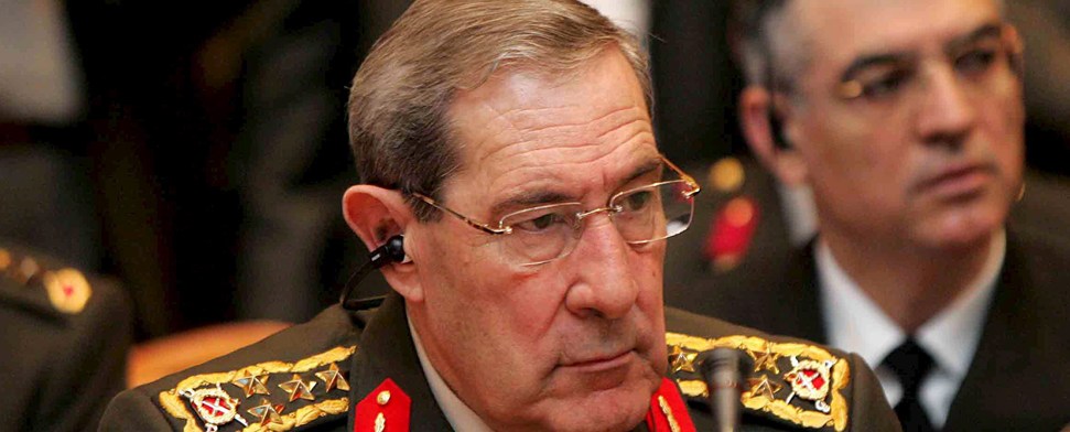 „E-Memorandum“: Ex-Generalstabschef vor Untersuchungskommission