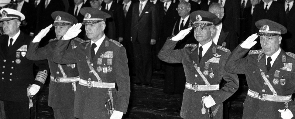 Hinrichtungen wurden zwischen beiden Lagern „gerecht“ aufgeteilt