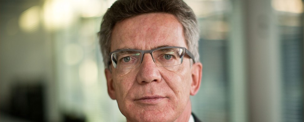 De Maizière: Beförderung von Mundlos war Fehler