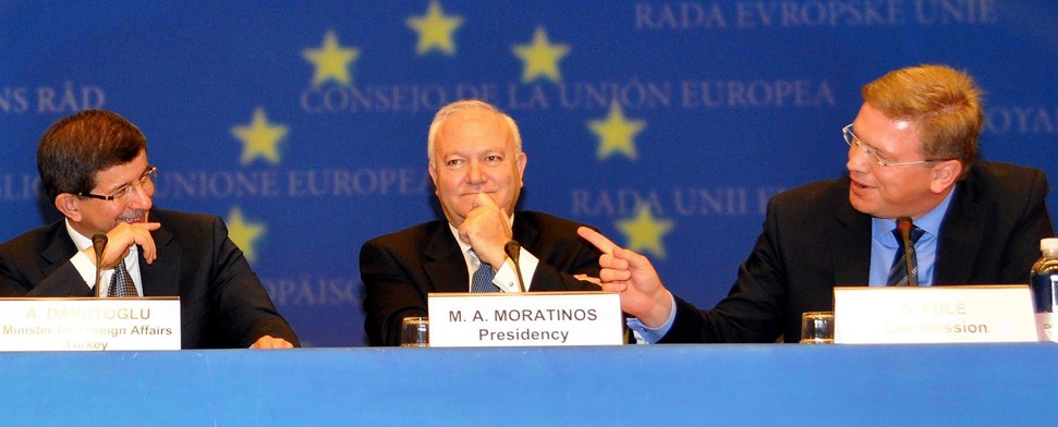 Zweierlei Maß in Brüssel? „Präsidialsystem widerspricht EU-Standards“