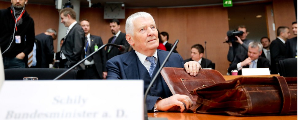 NSU: Schily übernimmt Teil der politischen Verantwortung