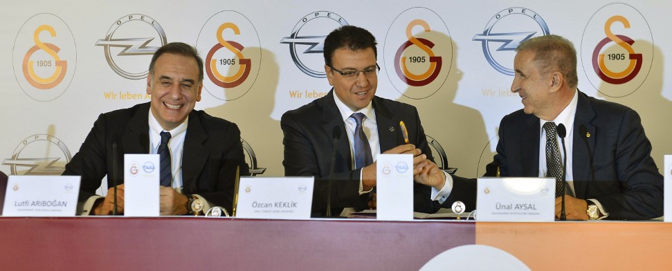 Opel und Galatasaray Istanbul kooperieren