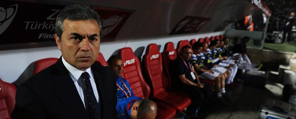 Fener-Trainer Aykut Kocaman wirft erneut hin
