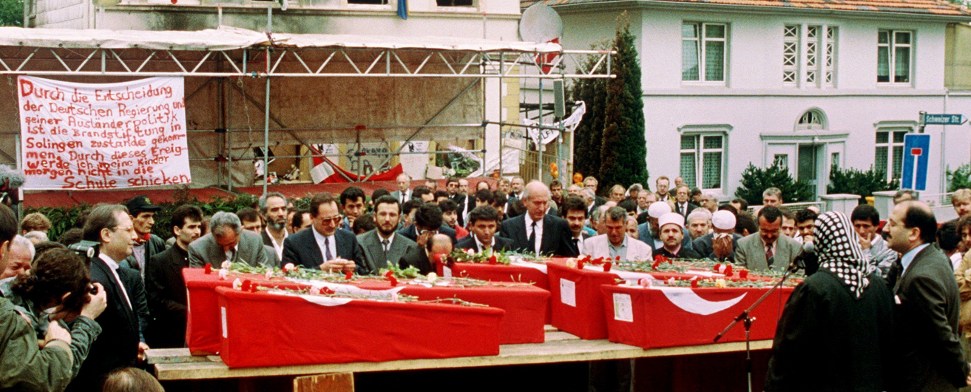 Kutschaty: „Erinnerung an Solingen wichtiger denn je!“