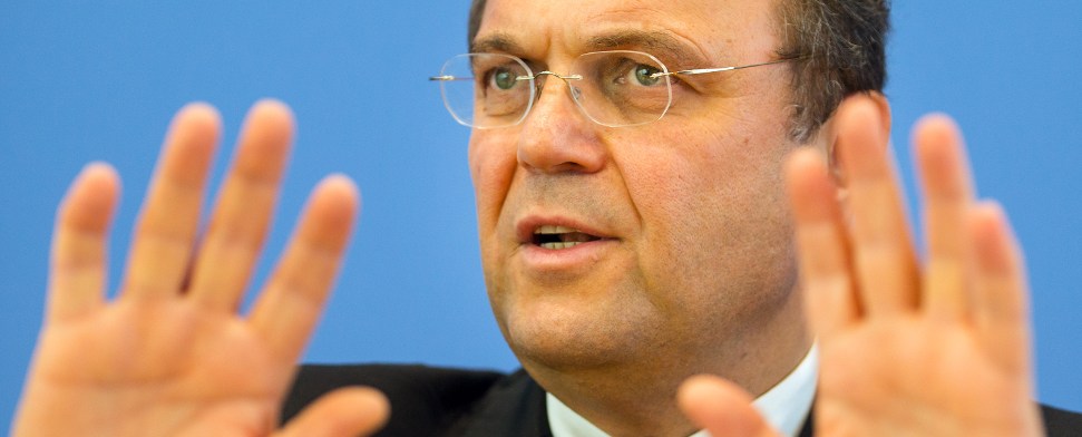 Friedrich: Armutseinwanderer „rausschmeißen”