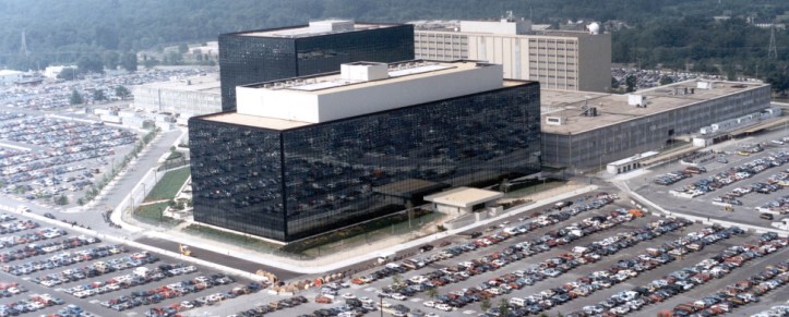 Achtung, Internetfirmen verraten Ihre Daten an den US-Geheimdienst!