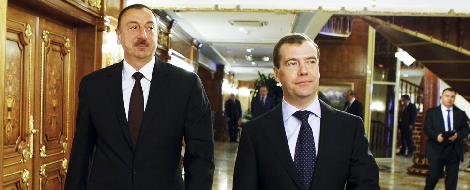 Uneinigkeit in Baku über Lockrufe aus Moskau