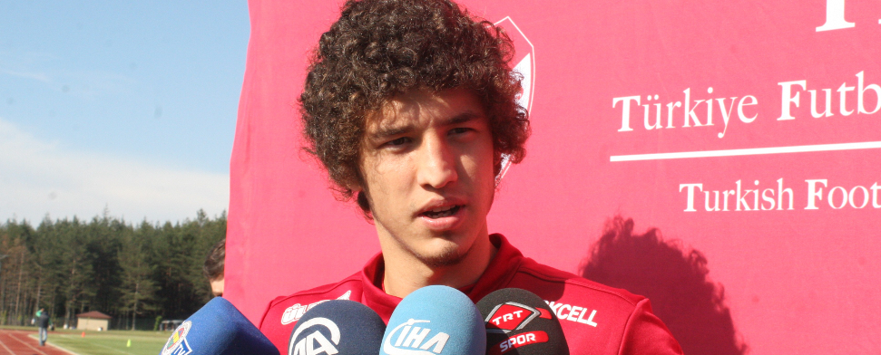 Jungstar Salih Uçan: „Ohne die erfahrenen Spieler geht es nicht“