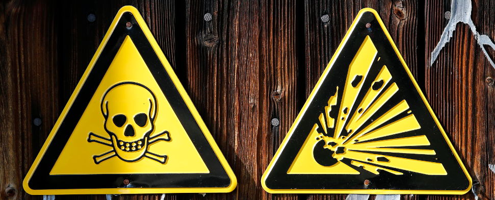 Giftgas vernichtet, Täter verschont?