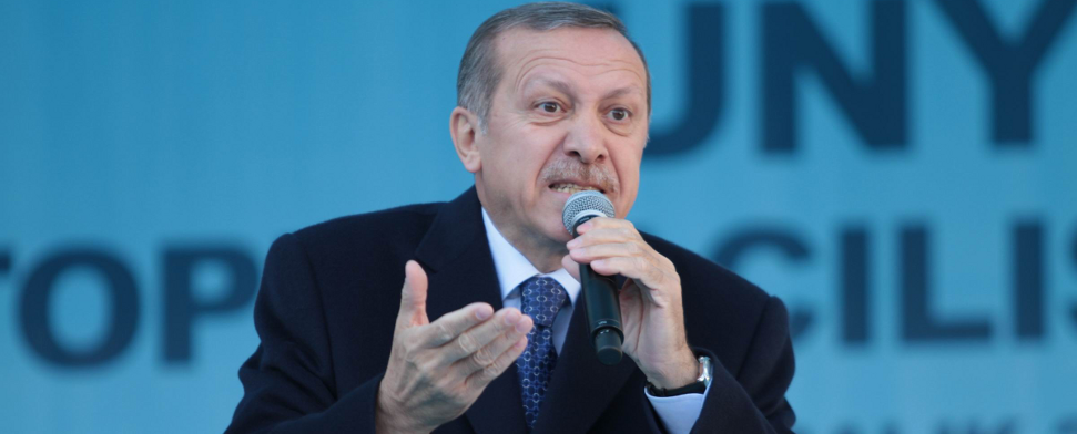 Erdoğan spricht von „dreckiger Operation“ gegen die Regierung