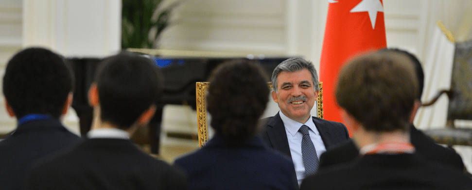 „Gül handelt wie ein AKP-Mitglied und nicht wie ein Präsident“