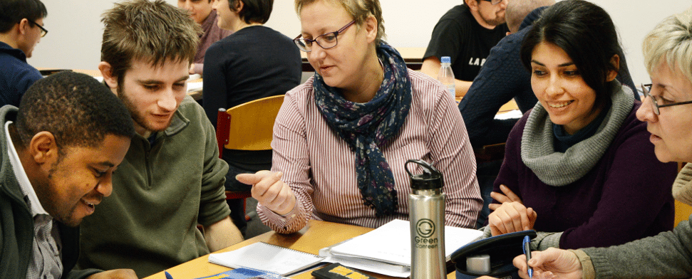 Diskriminierung der Muttersprache schadet dem Land