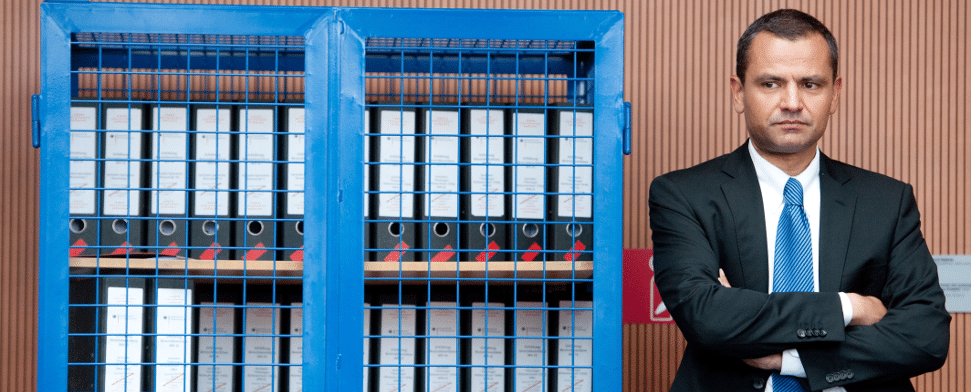 Edathy geht in die Offensive