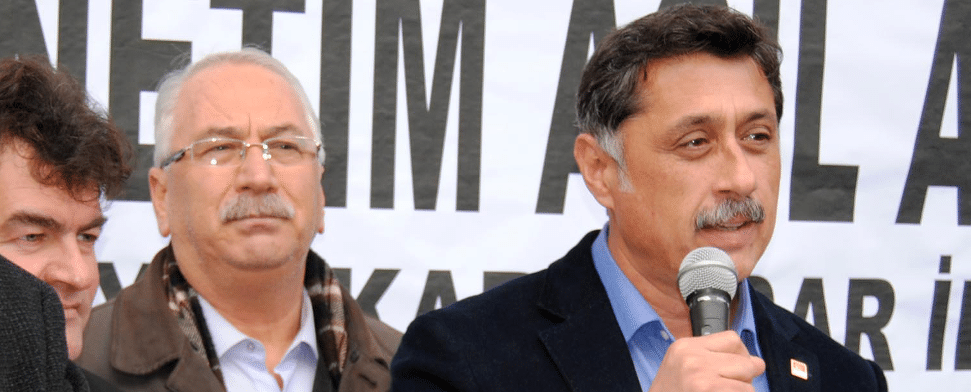 Türkei: 288 Mitglieder wechseln von der AKP zur CHP