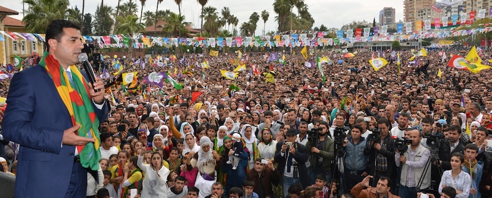 Pro-kurdische BDP zweiter Sieger der Wahlen