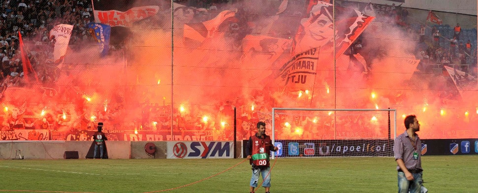 Türkei verurteilt Verbrennung der Nationalflagge