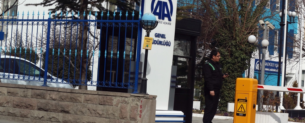 Nach Kritik an staatlicher Nachrichtenagentur: AA will britische Journalistinnen verklagen