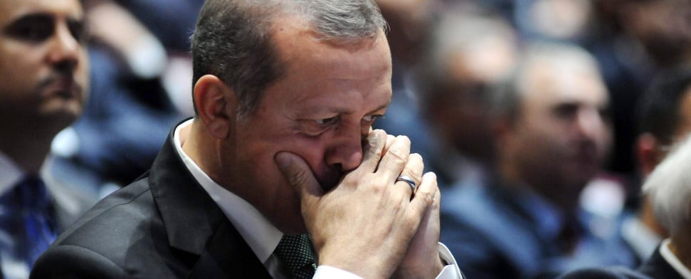 „Das Volk will es“: Reaktionen auf Erdoğans „Hexenjagd“