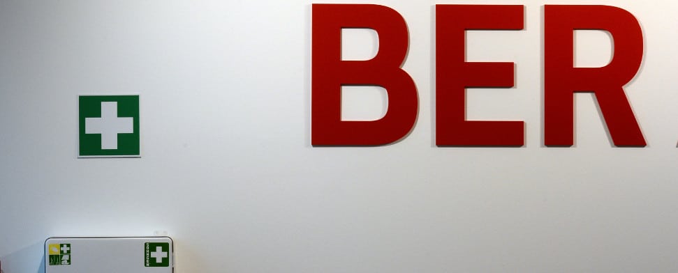 Flughafen Berlin: Korruptionsbekämpfer prüfen Auftragsvergabe