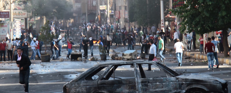 Tote bei Ausschreitungen in der Türkei – Regierung verhängt Ausgangsperre