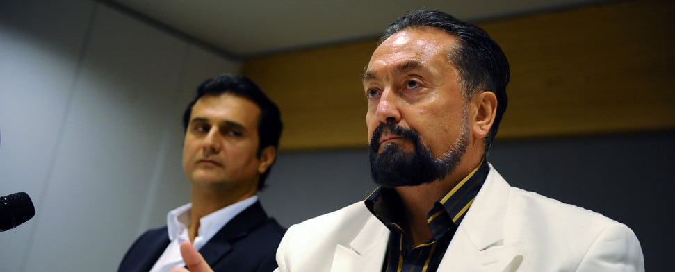 Doktorarbeit über Adnan Oktar: „Der Mahdi trägt Armani“