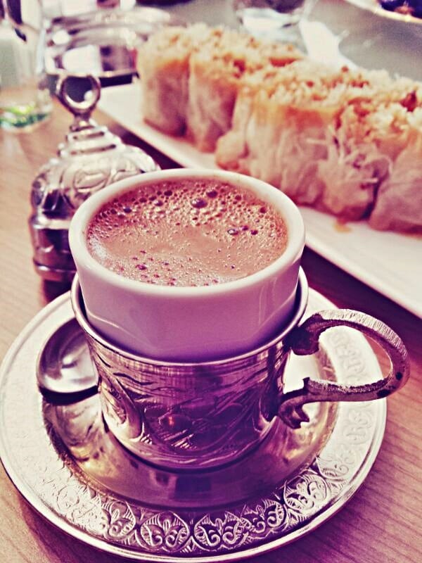 Bayram: Baklava, Fanta und ein Hauch Hüzün