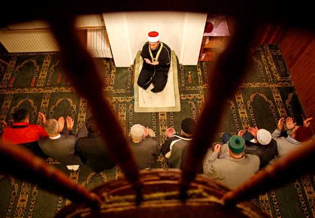 Verhaltenskodex: Laute Gebete und rituelle Fußwaschungen verboten