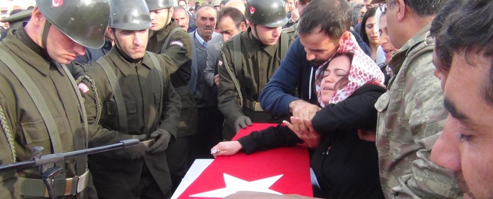 Wut und Trauer nach PKK-Mordanschlag auf türkische Soldaten