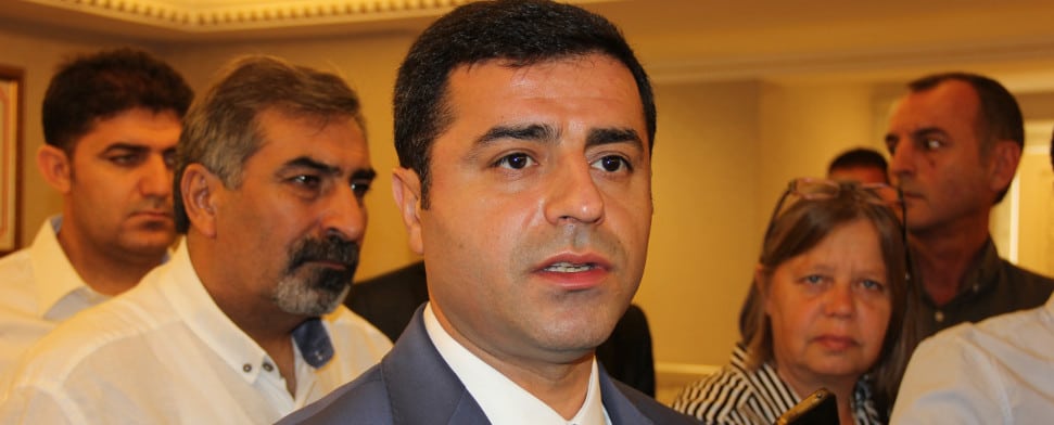 Demirtaş: „Wir wissen, dass sie uns abhören“