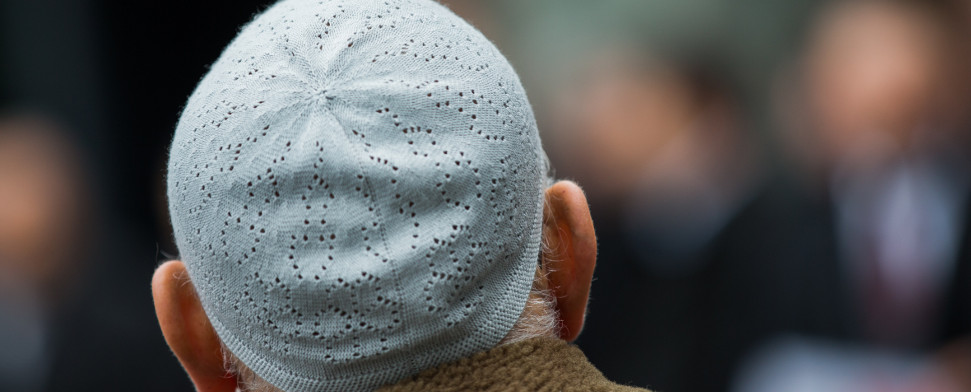 Atheisten und Gläubige: Ein schwieriges Verhältnis im Schatten der Freiheit