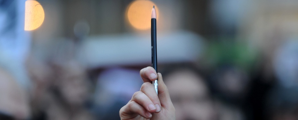 Karikaturen: Zaman verteidigt Cumhuriyet und mahnt Respekt vor dem Heiligen an