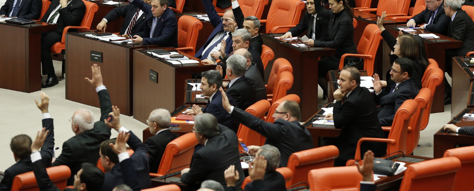 Türkei: AKP ist gegen Untersuchung des „Parallelstaats“