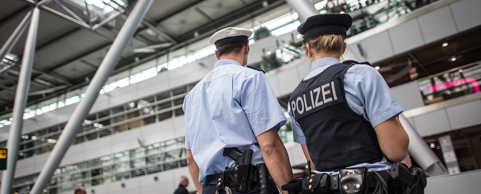 Was darf die Polizei bei einer Personenkontrolle, was nicht?