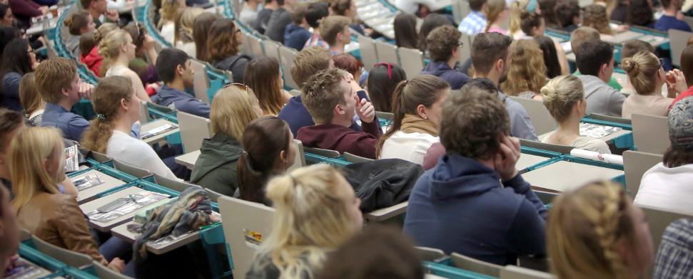 Duale Ausbildung bleibt Erfolgsmodell