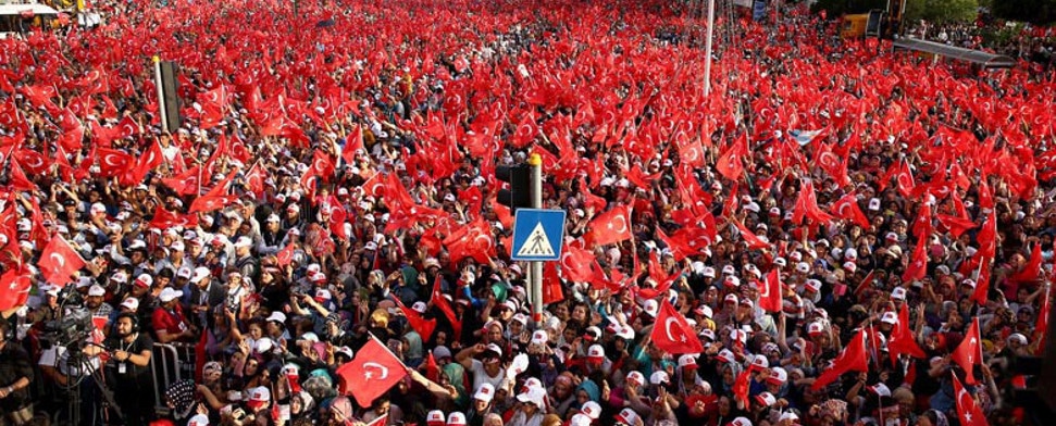 Weniger Erdoğan wagen!