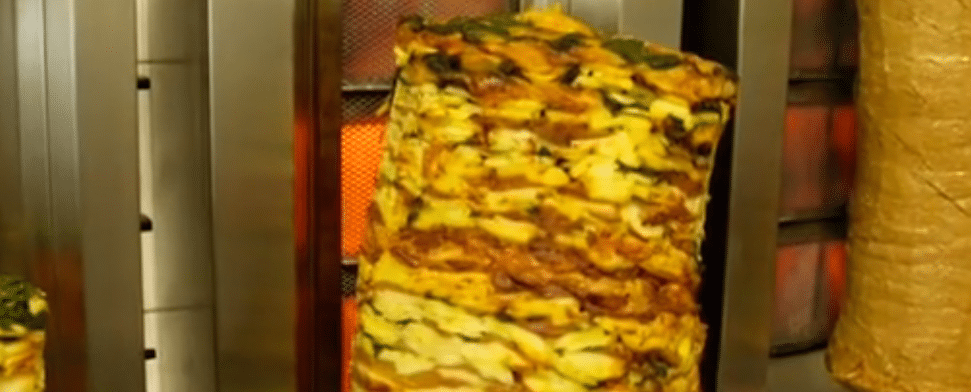 Kartoffeln statt Döner – Dönerverkäufer nimmt Rassisten beim Wort