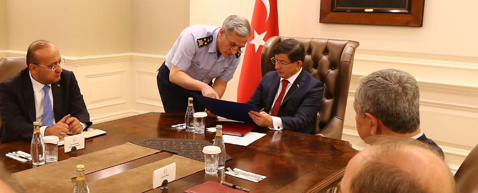 Türkei weitet Angriffe gegen PKK massiv aus – Dringlichkeitssitzung der NATO