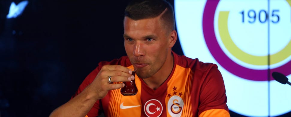 „Oooh, Çay“: Podolski redet schon türkisch