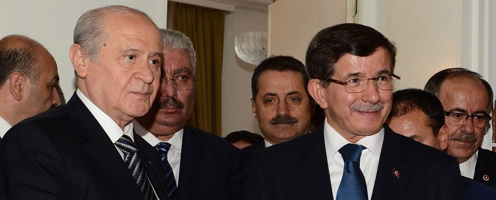 Neuwahlen: Davutoğlu kündigt Gespräch mit Erdoğan an
