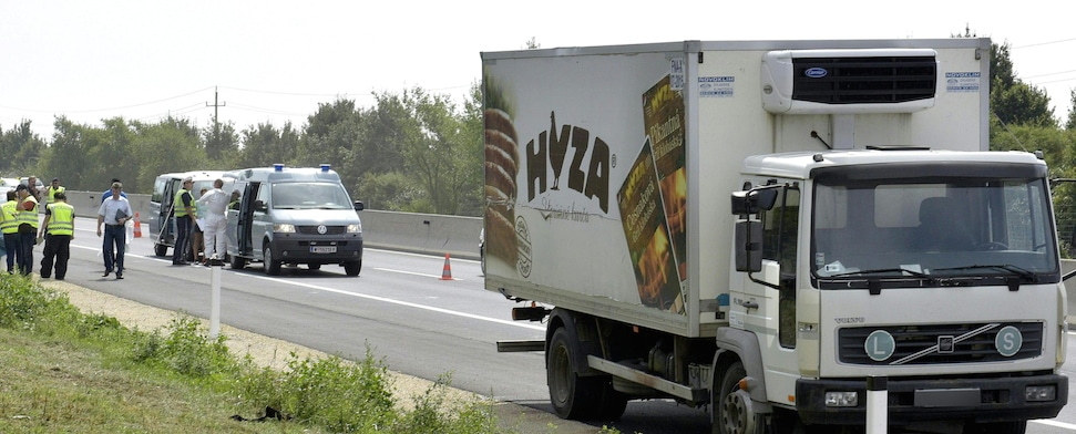 Unmenschlich: Erste Festnahmen nach grausigem Fund im zurückgelassenen Lkw