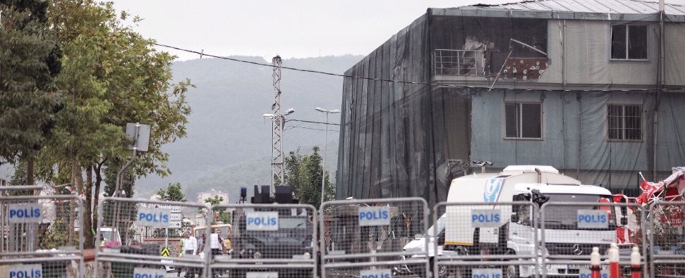 Blutiger Montag in der Türkei: Bombenanschläge mit mehreren Toten und Verletzen