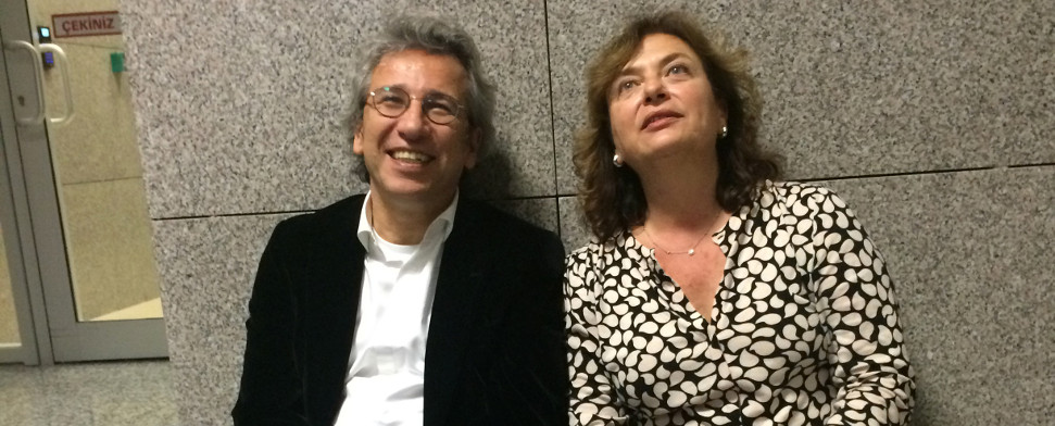 EU-Gipfel mit der Türkei: Dündar und Gül schreiben Brief an Merkel