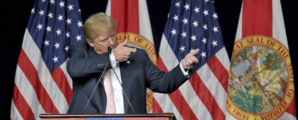 Donald Trump fordert Sonderzeichen für amerikanische Muslime – Muslimin setzt um